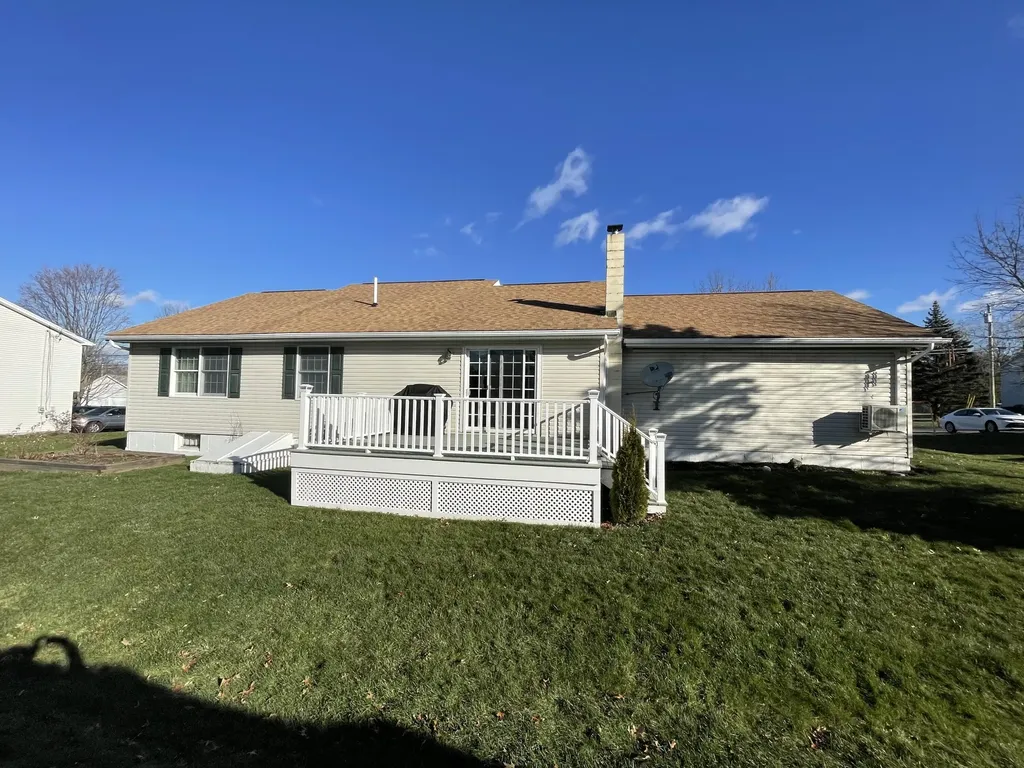 23 Oak Grove Drive Brewer ME 04412