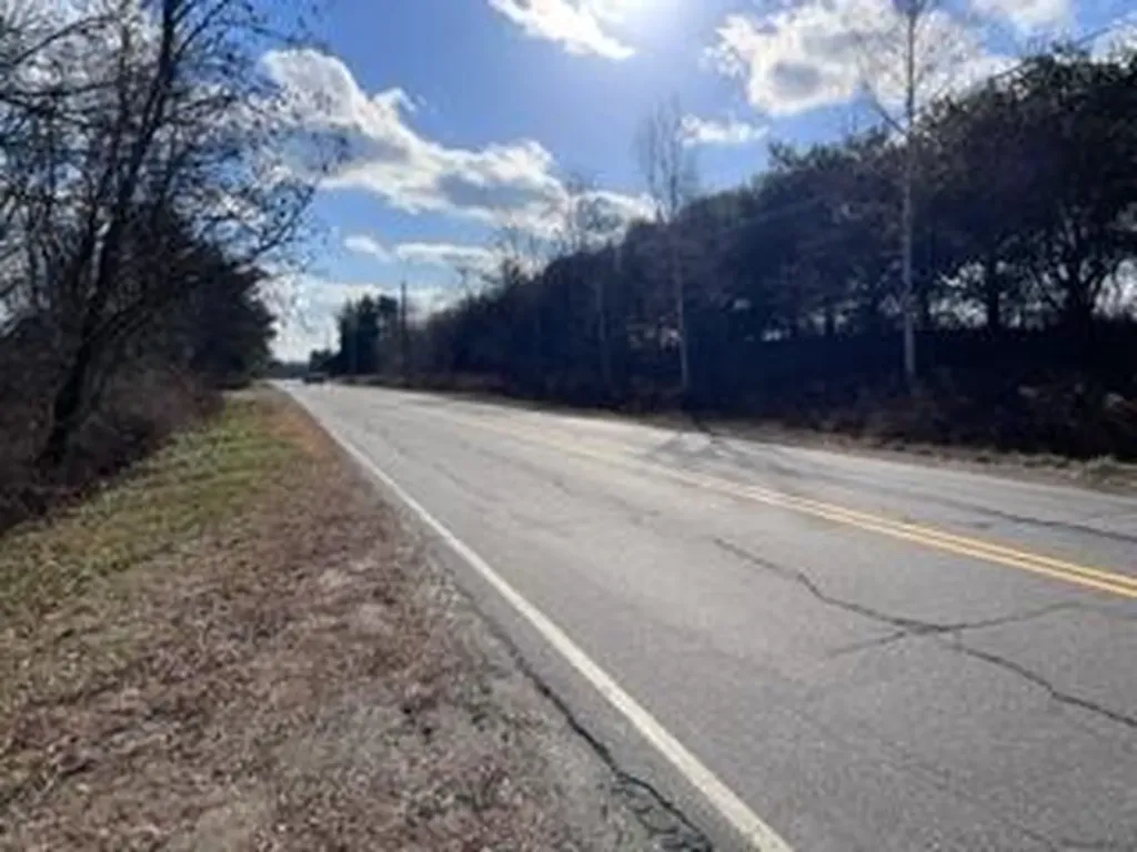 692 Wiscasset Road Whitefield ME 04353