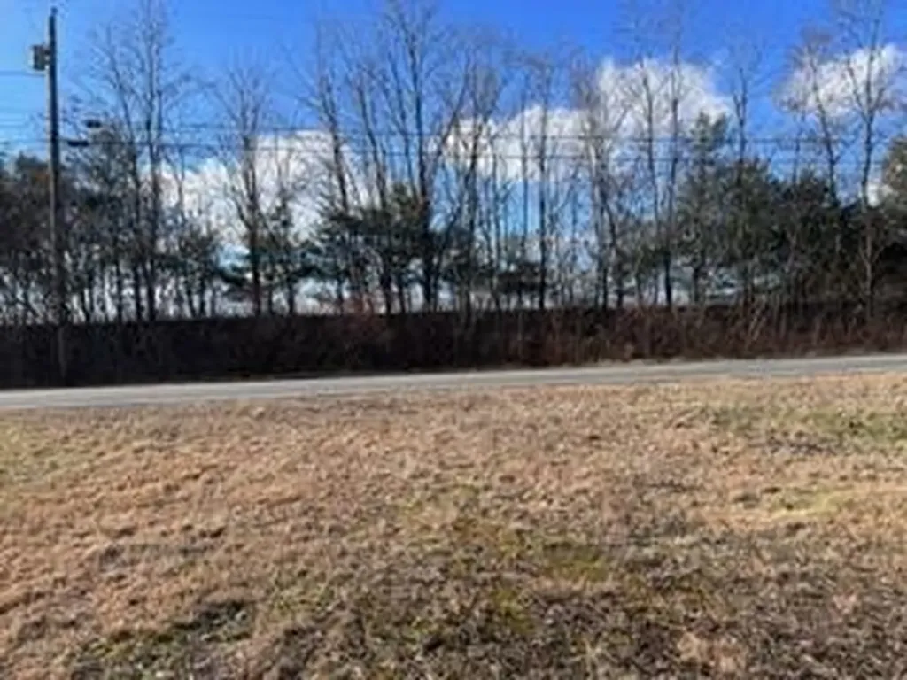 692 Wiscasset Road Whitefield ME 04353