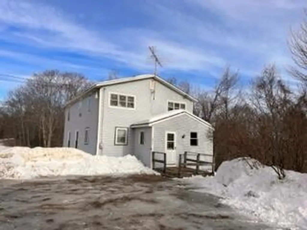 692 Wiscasset Road Whitefield ME 04353