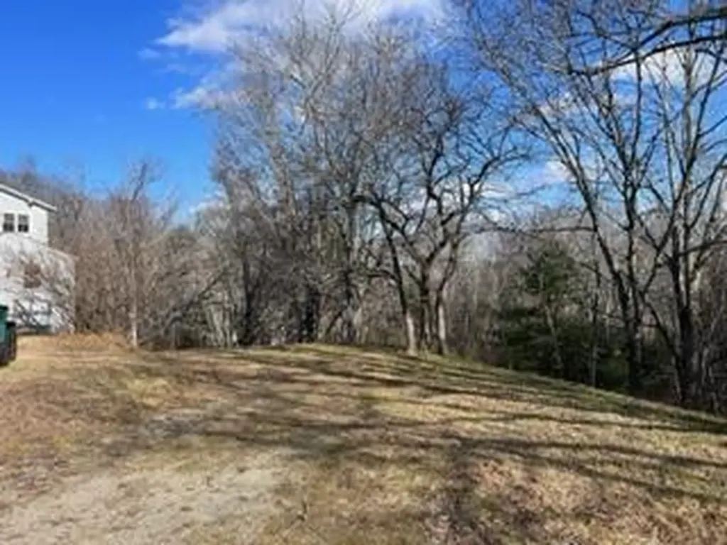 692 Wiscasset Road Whitefield ME 04353