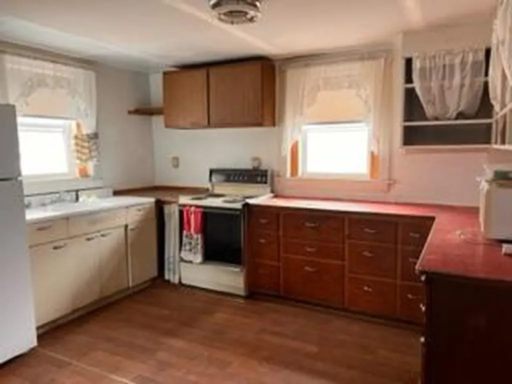 692 Wiscasset Road Whitefield ME 04353