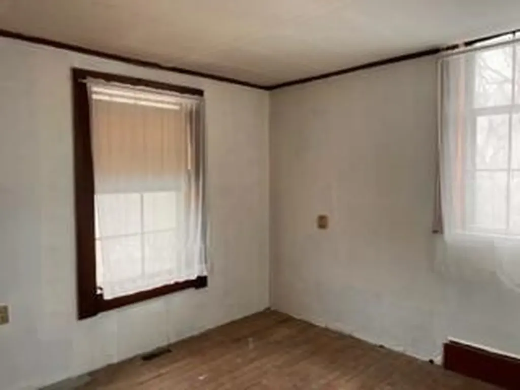 692 Wiscasset Road Whitefield ME 04353