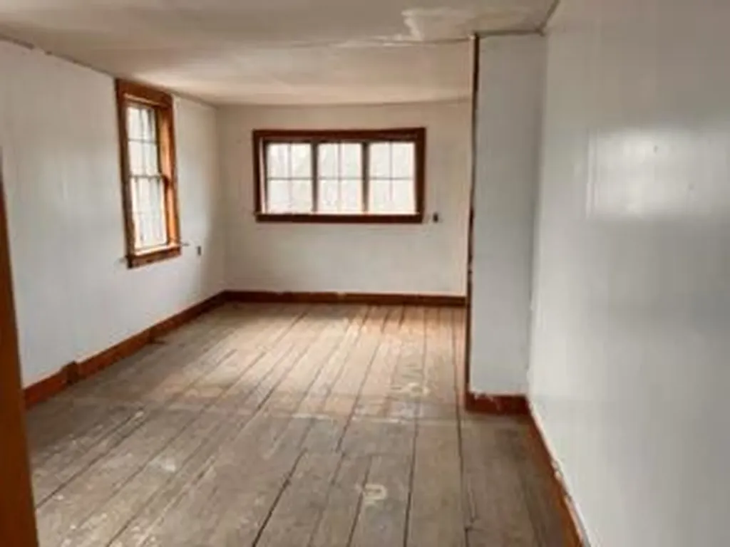 692 Wiscasset Road Whitefield ME 04353
