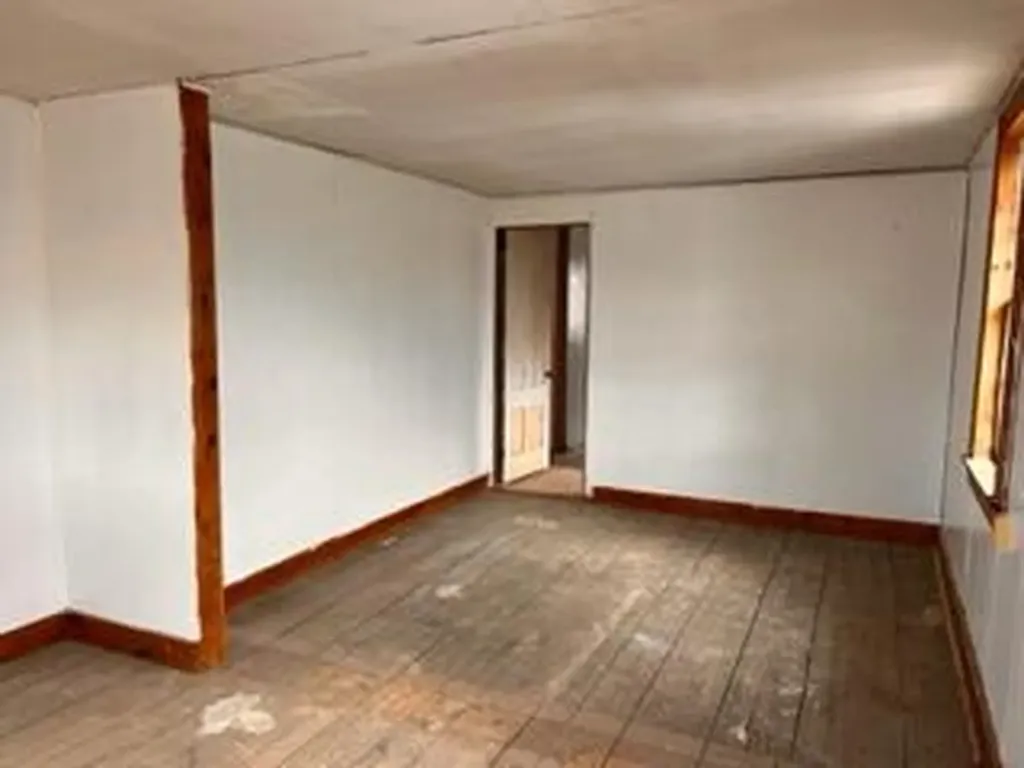 692 Wiscasset Road Whitefield ME 04353
