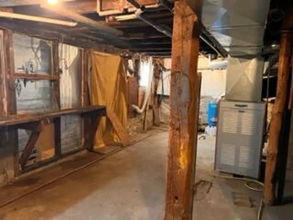 692 Wiscasset Road Whitefield ME 04353