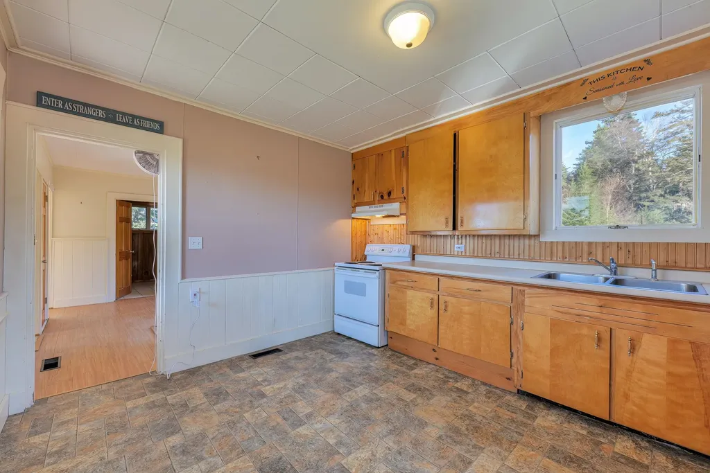 66 Kelley Point Road Jonesport ME 04649