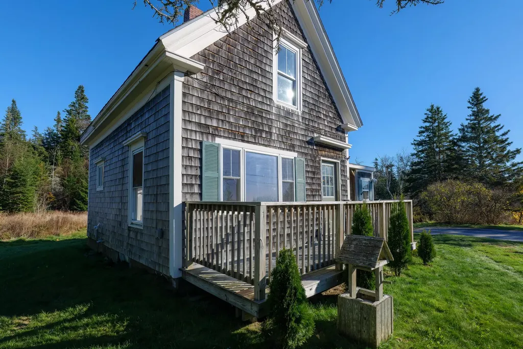 66 Kelley Point Road Jonesport ME 04649