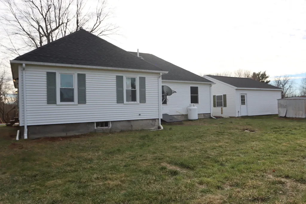 1273 Old Danville Road Auburn ME 04210