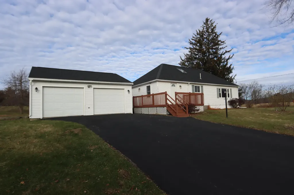 1273 Old Danville Road Auburn ME 04210