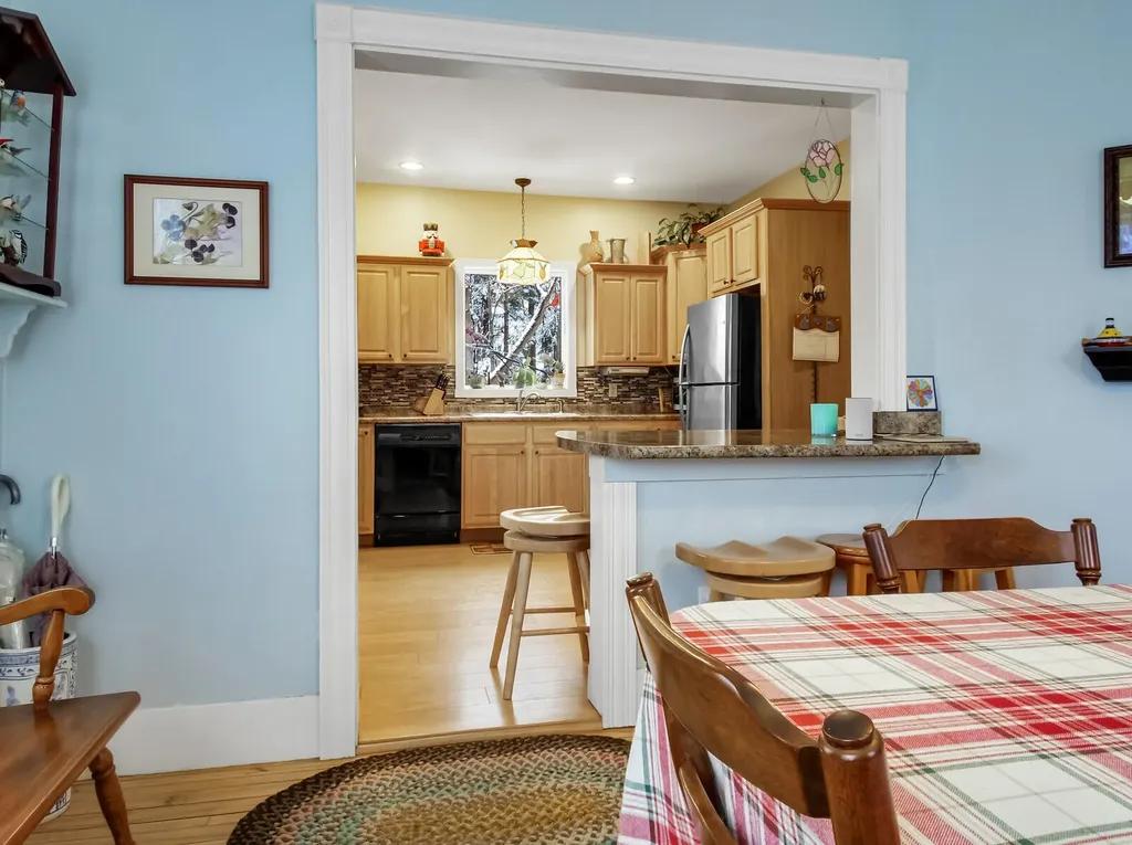 146 Gamage Avenue Auburn ME 04210