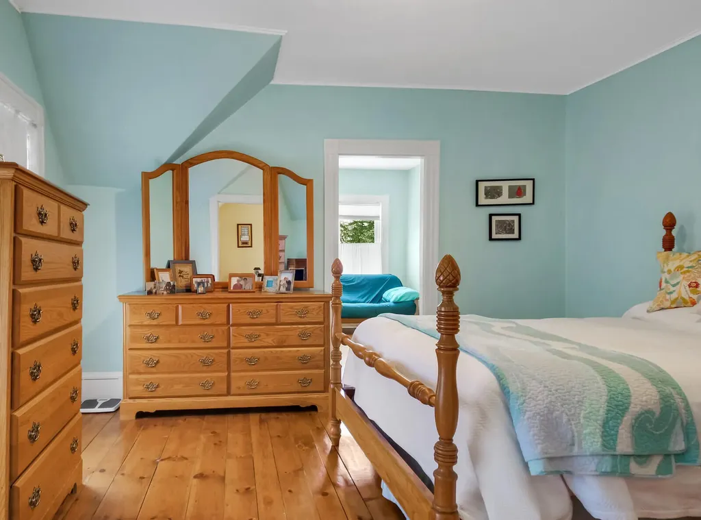 146 Gamage Avenue Auburn ME 04210