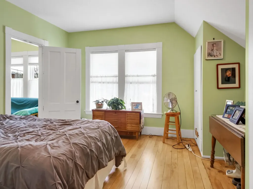 146 Gamage Avenue Auburn ME 04210