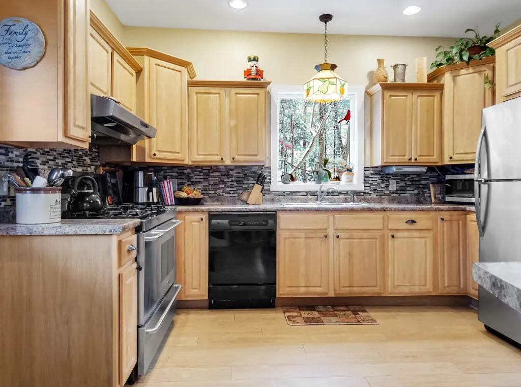 146 Gamage Avenue Auburn ME 04210
