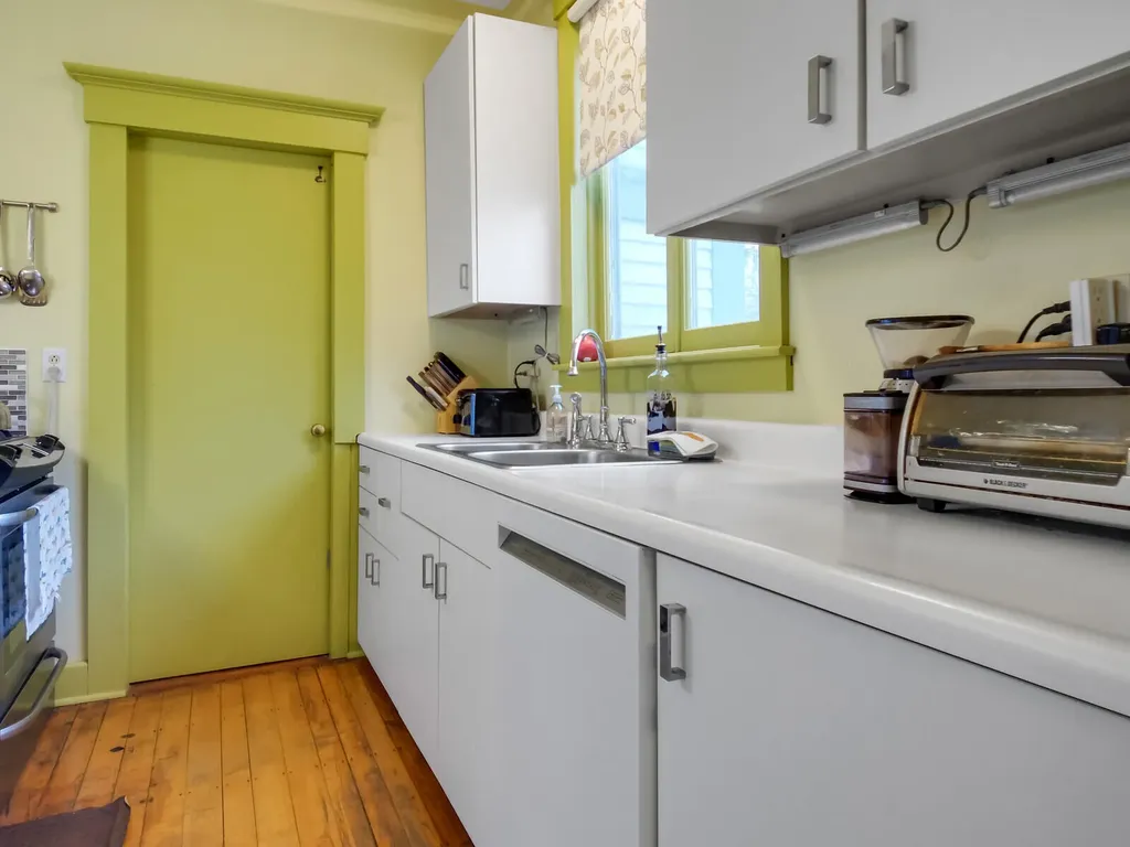 73 High Street Fairfield ME 04937