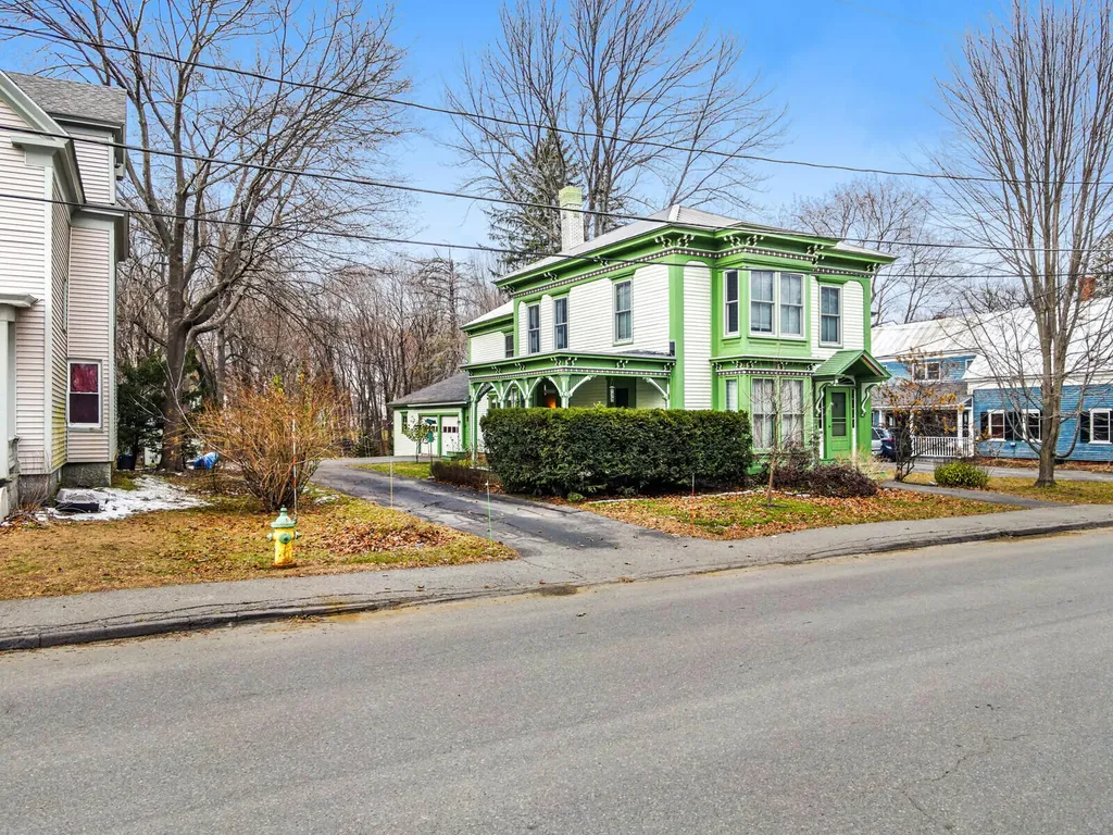 73 High Street Fairfield ME 04937