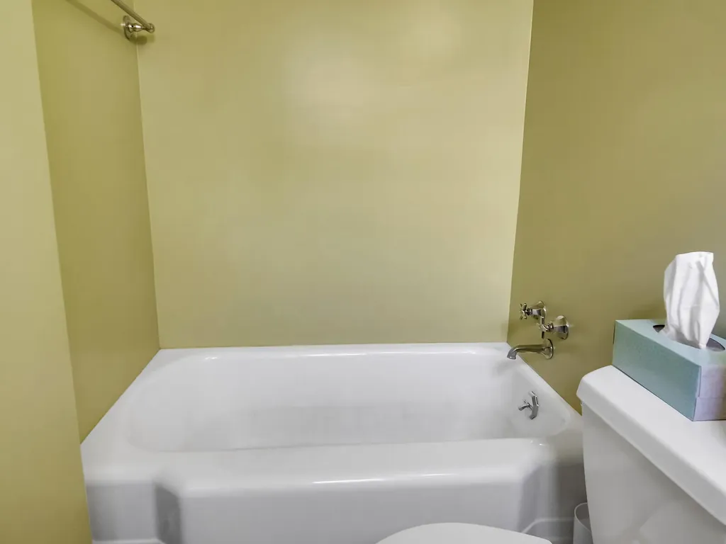 73 High Street Fairfield ME 04937