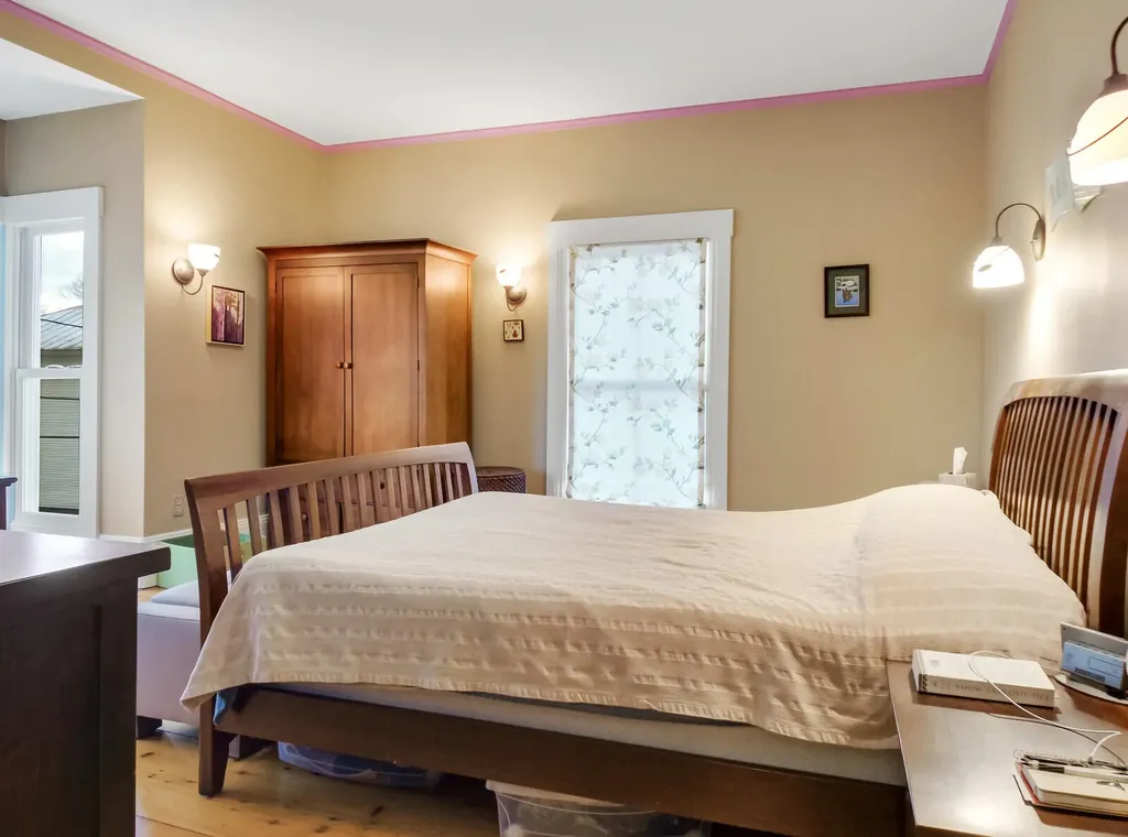 73 High Street Fairfield ME 04937