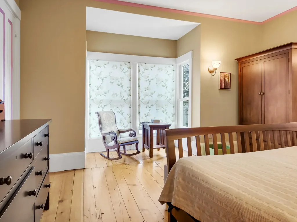 73 High Street Fairfield ME 04937