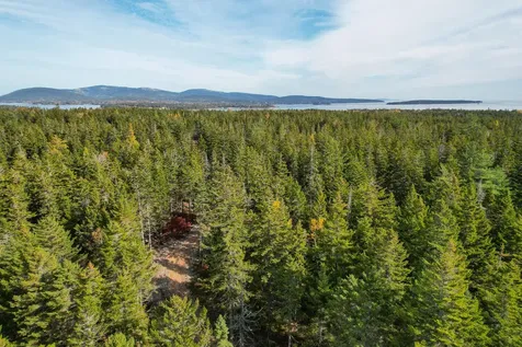 000 Seawall Map/lot 17/11-01 Road Southwest Harbor ME 04679