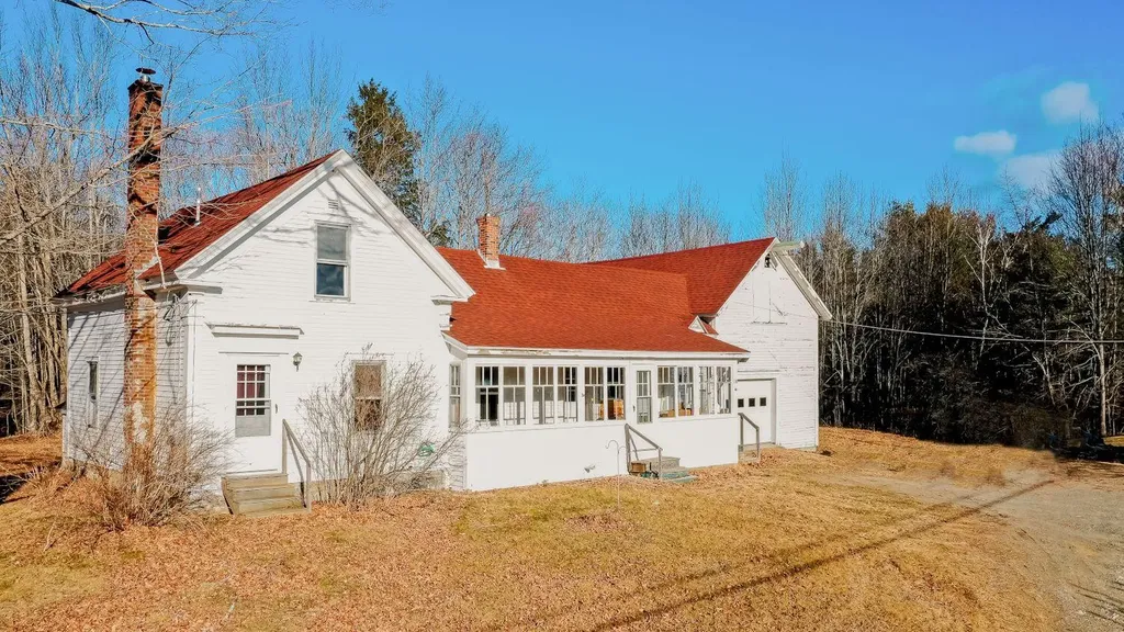 138 Mayfield Road Moscow ME 04920