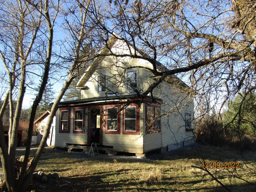 1112 Medford Center Road Medford ME 04463