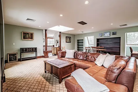 153 Foreside Road Falmouth ME 04105