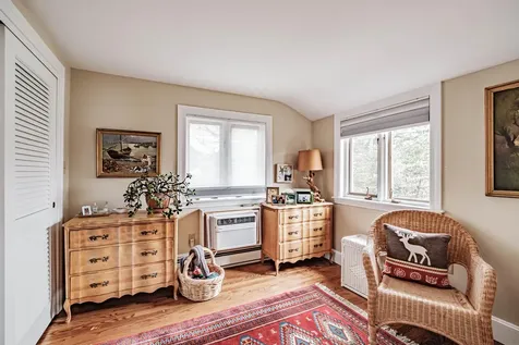 153 Foreside Road Falmouth ME 04105