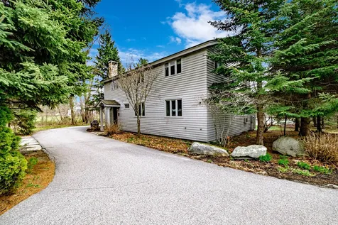 153 Foreside Road Falmouth ME 04105