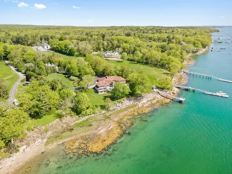 153 Foreside Road Falmouth ME 04105