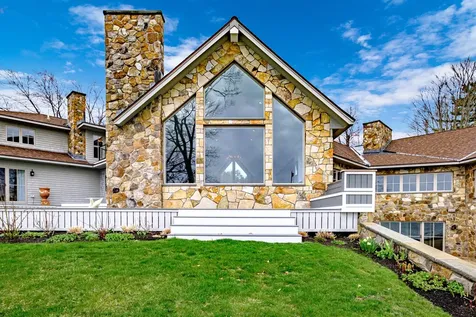 153 Foreside Road Falmouth ME 04105