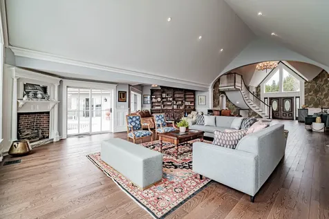 153 Foreside Road Falmouth ME 04105