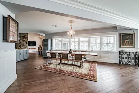 153 Foreside Road Falmouth ME 04105