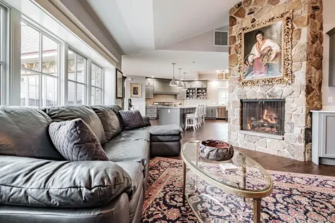 153 Foreside Road Falmouth ME 04105
