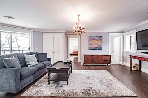 153 Foreside Road Falmouth ME 04105