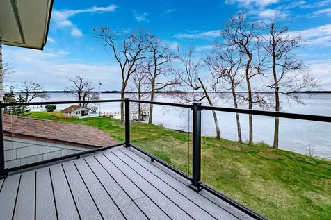 153 Foreside Road Falmouth ME 04105