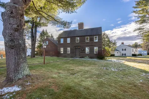 8 Flintlock Drive Scarborough ME 04074