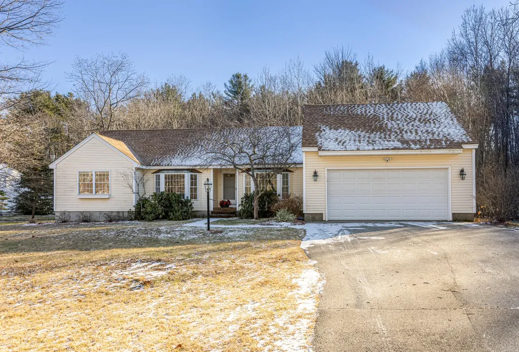 3 Richards Way Saco ME 04072