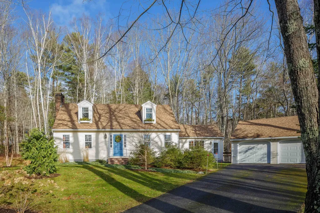 11 Rockbrook Drive Camden ME 04843