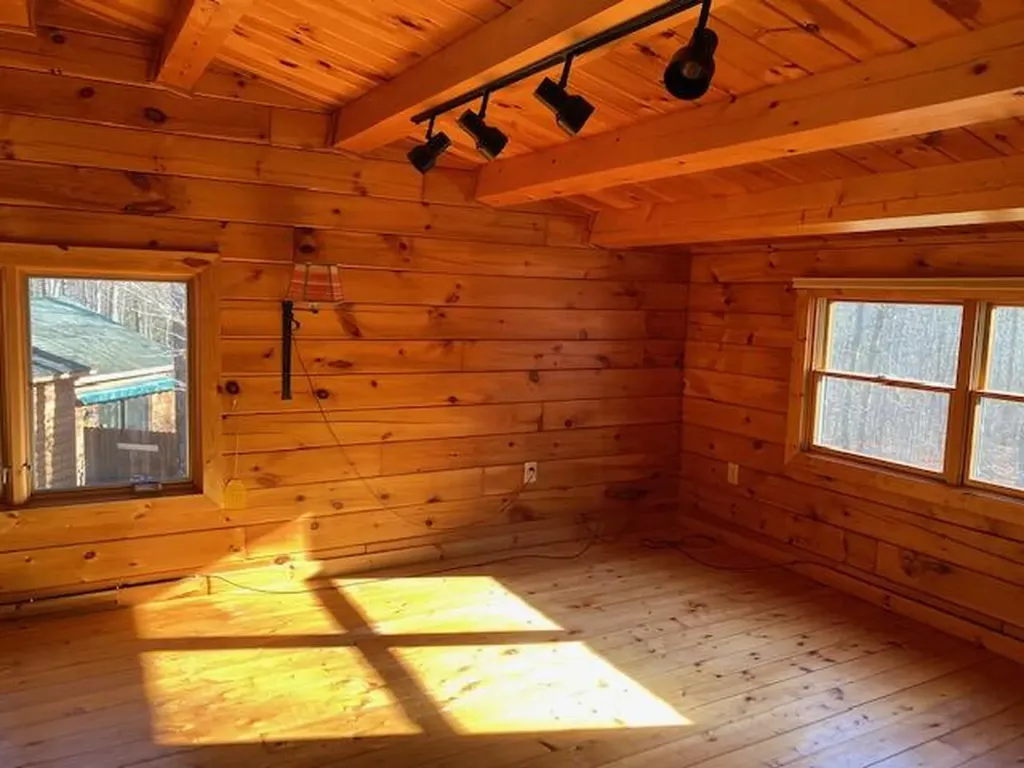 43 Marion Drive Hebron ME 04238
