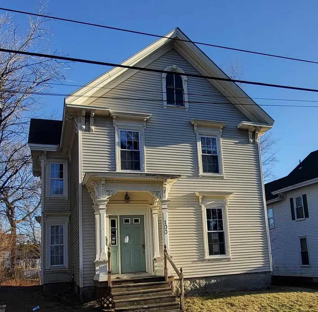 100 4th Street Bangor ME 04401