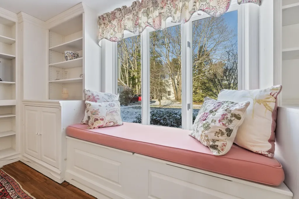 52 Willow Grove Road Brunswick ME 04011
