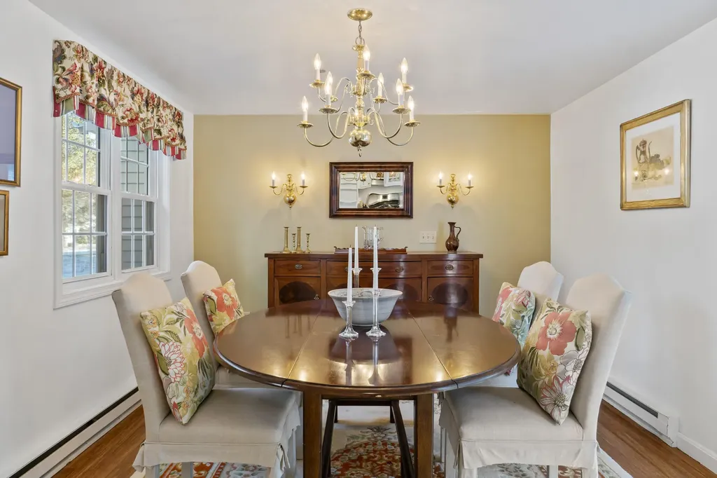 52 Willow Grove Road Brunswick ME 04011