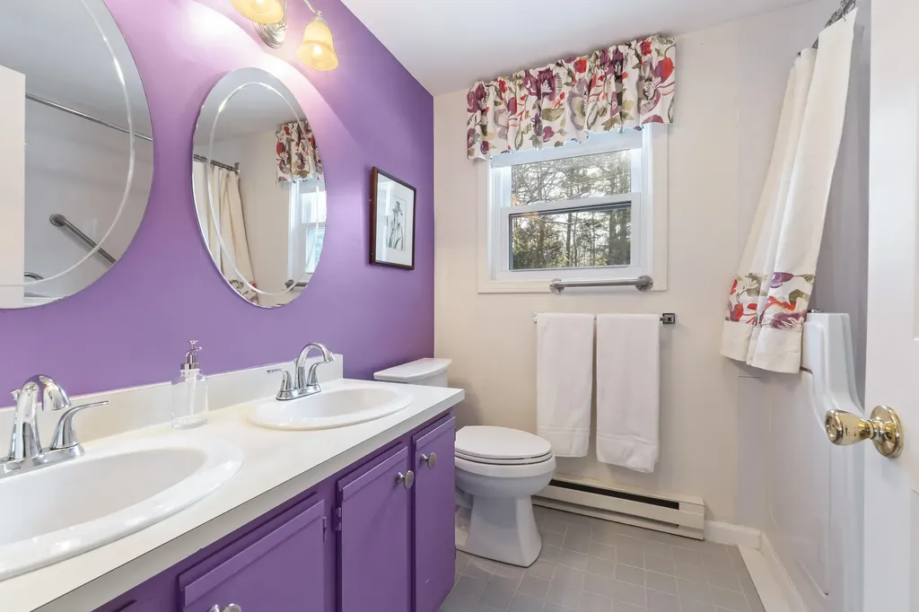 52 Willow Grove Road Brunswick ME 04011