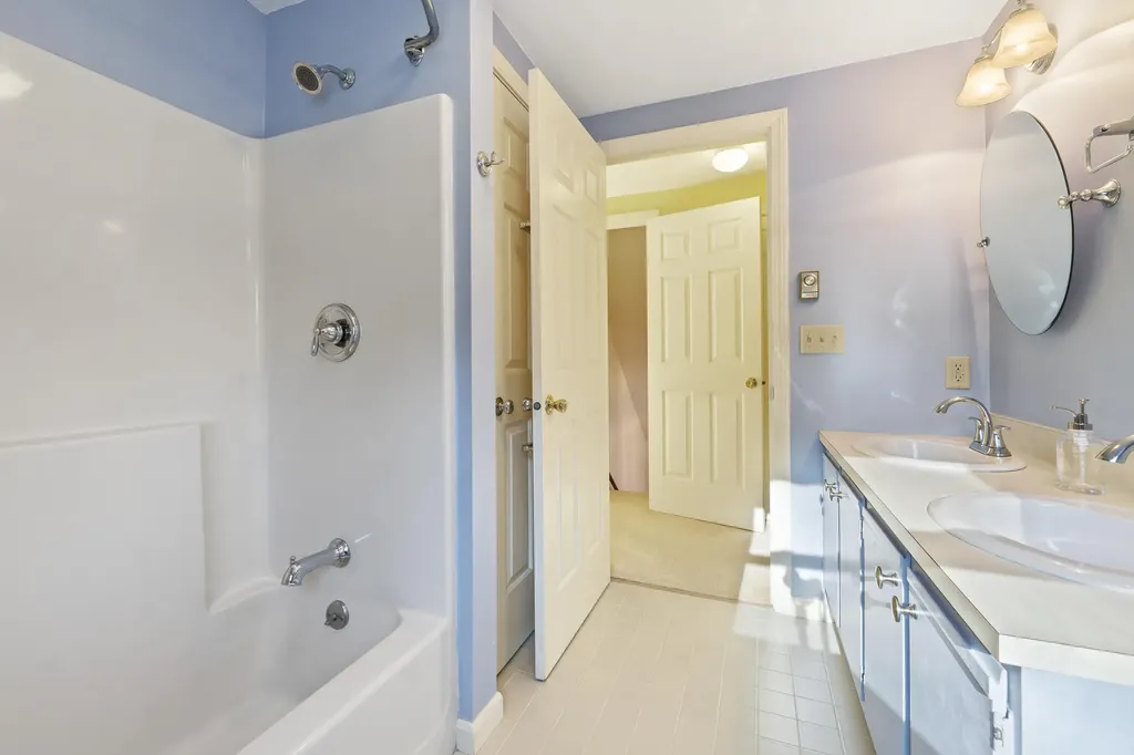 52 Willow Grove Road Brunswick ME 04011