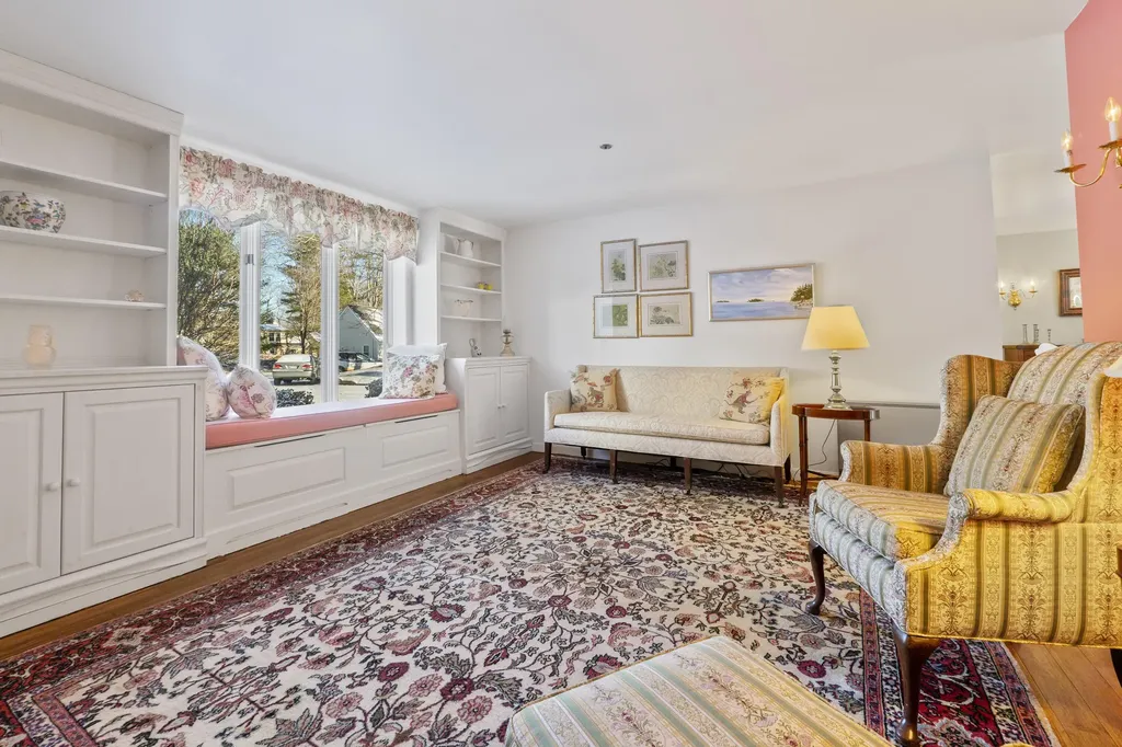52 Willow Grove Road Brunswick ME 04011