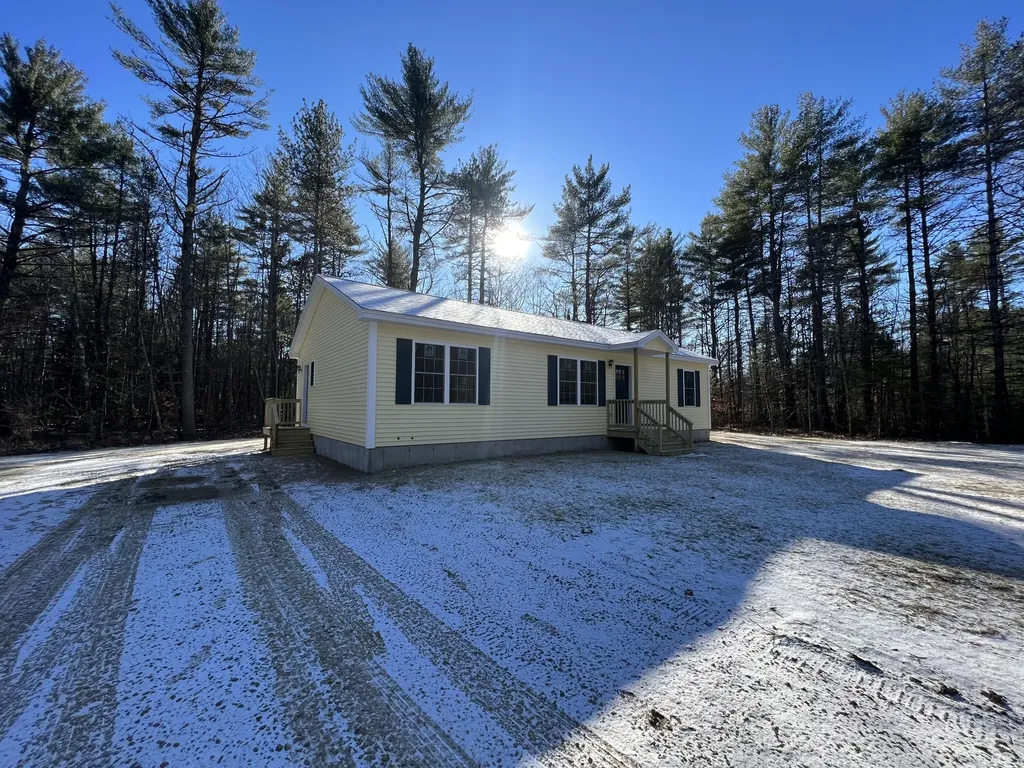 107 Fisher Drive Limerick ME 04048