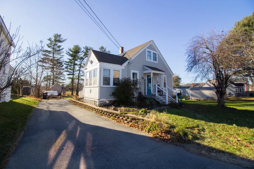 44 Rutland Street Bangor ME 04401