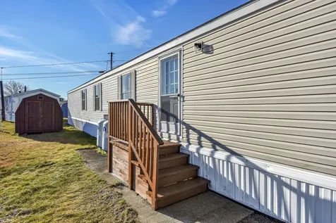 67 Scarponi Drive Brunswick ME 04011