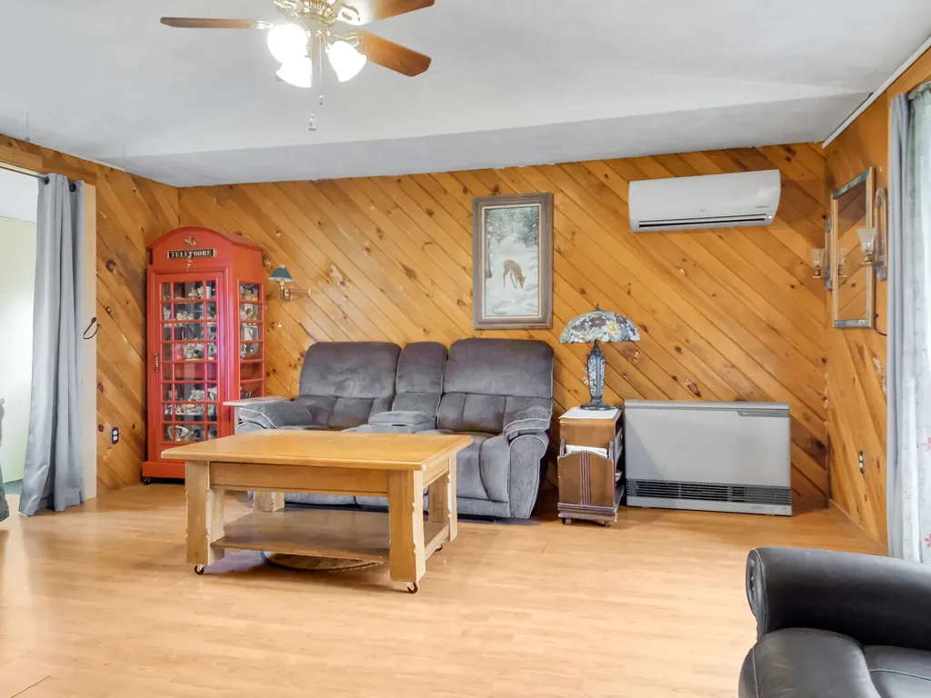 13 Trinity Street Rockland ME 04841